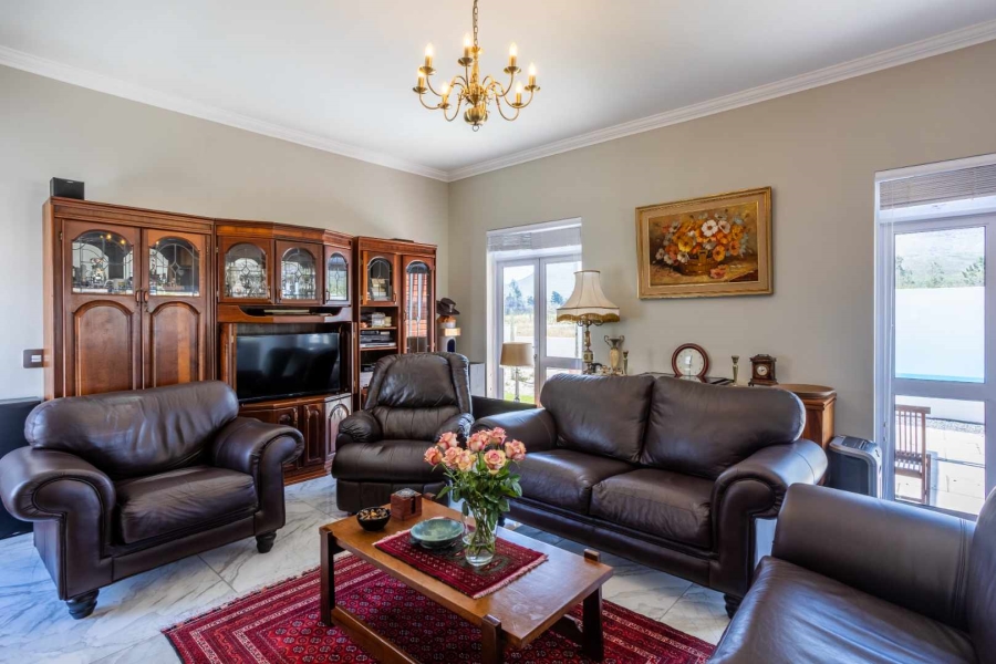 5 Bedroom Property for Sale in Val De Vie Estate Western Cape